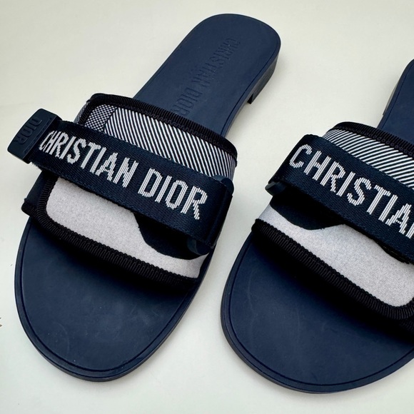 NWOT Dior Dio(r)evolution Slide - Picture 6 of 6